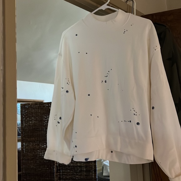 Old Navy sweatshirts - Picture 7 of 9